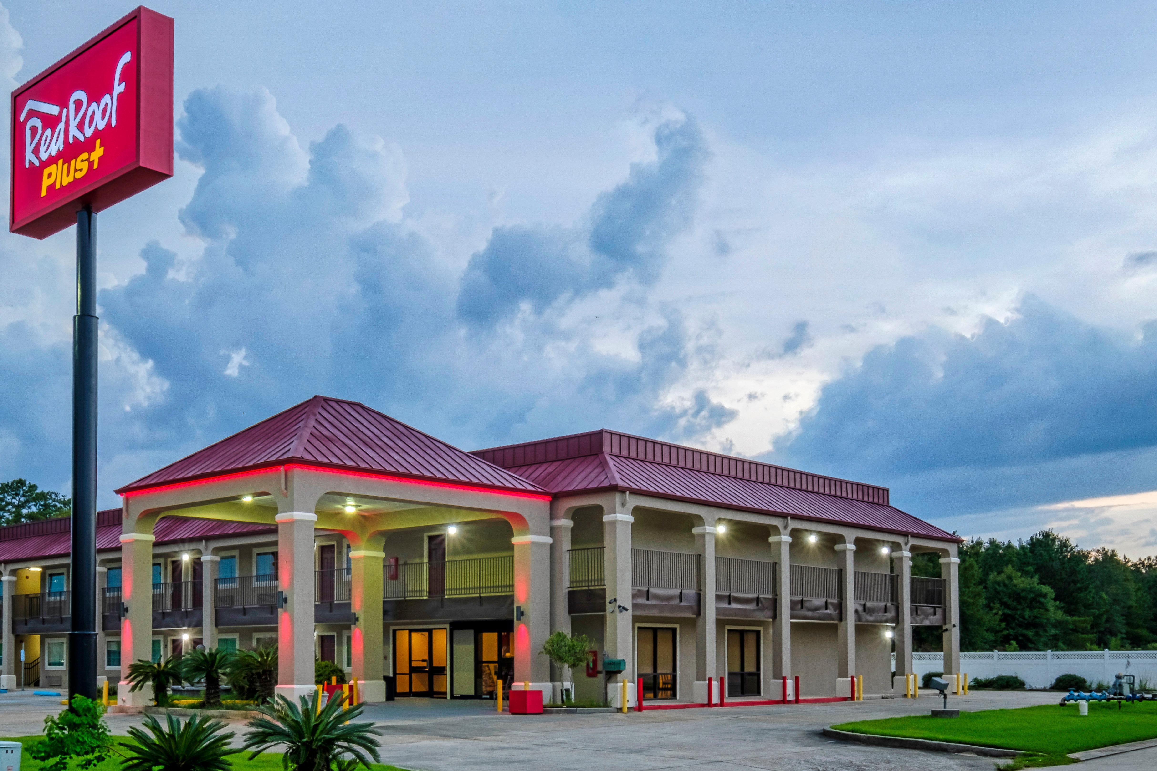 Red Roof Inn Plus+ Hammond Buitenkant foto