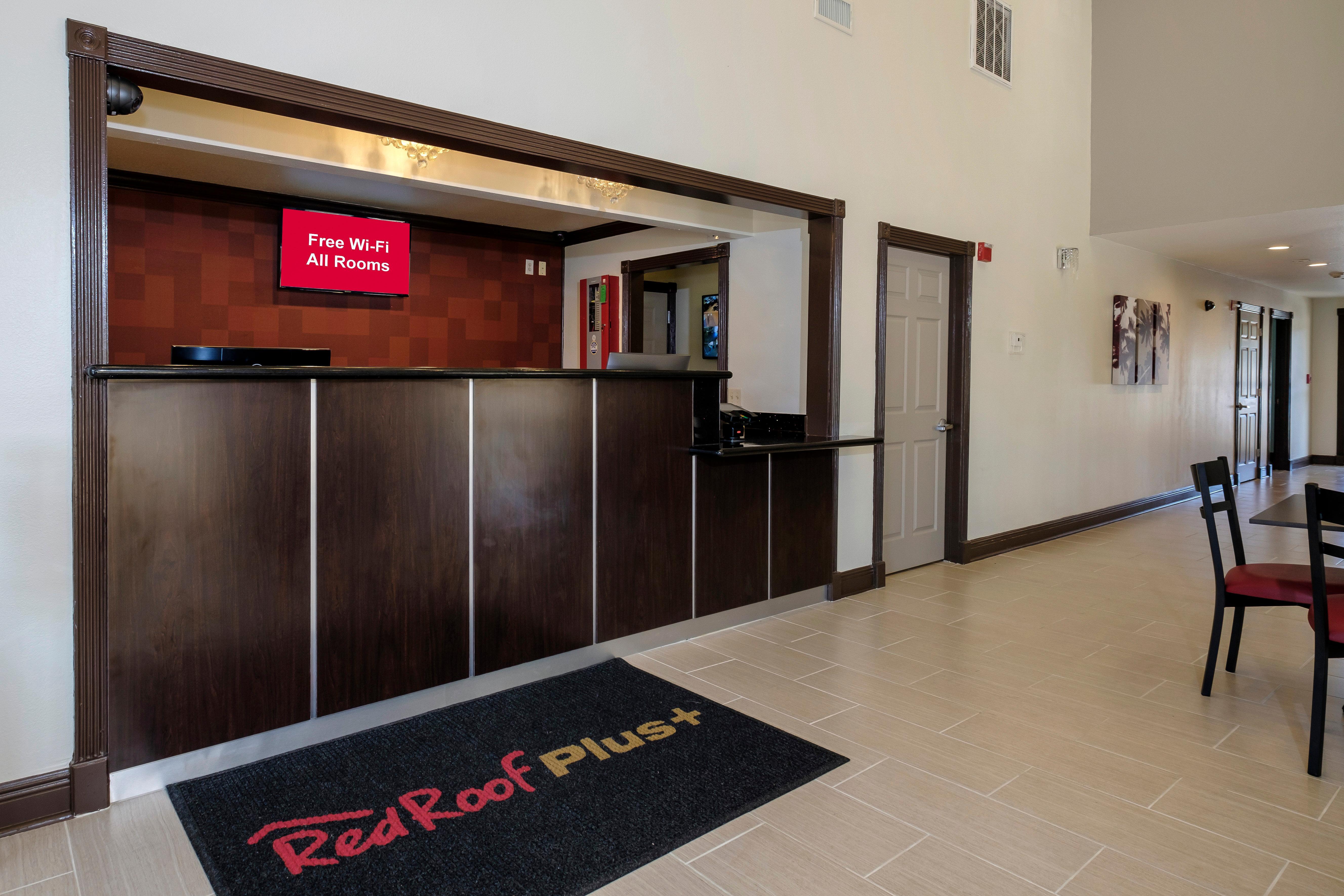 Red Roof Inn Plus+ Hammond Buitenkant foto